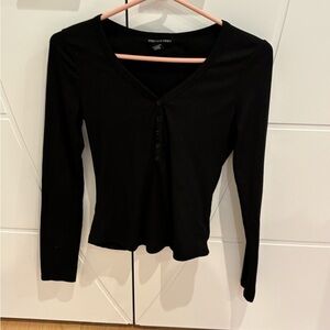Black long sleeve shirt